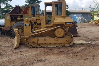 ขาย!! >>> รถแทรกเตอร์ CAT D5H สภาพพร้อมใช้งาน <<< เบอร์ติดต่อ 098-7155789 086-4631102