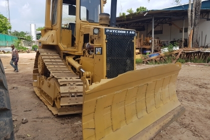 ขาย!! >>> รถแทรกเตอร์ CAT D5H สภาพพร้อมใช้งาน <<< เบอร์ติดต่อ 098-7155789 086-4631102