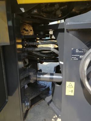 ขายถูก KOMATSU WA320-6 สภาพสวย นำเข้าจากญี่ปุ่น โทร.090-986-2521 อ๊อบ