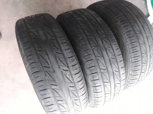 185/65R14​ BRIDGESTONE​ TURANZA​AR-10​ ขาย 3​ เส้น​ 1400​บาท​ โทร.0814273941​ ต​จว.ส่ง​ได้ครั​บ