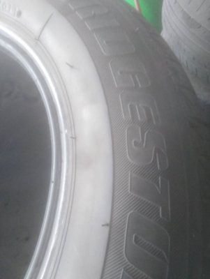 185/65R14​ BRIDGESTONE​ TURANZA​AR-10​ ขาย 3​ เส้น​ 1400​บาท​ โทร.0814273941​ ต​จว.ส่ง​ได้ครั​บ