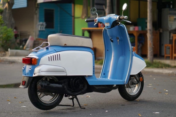 ร้าน วุฒิ นนบุรี ขาย HONDA Julio 50cc. สวยๆคันเล็กน่ารักเครื่องดรพร้อมใช้งาน