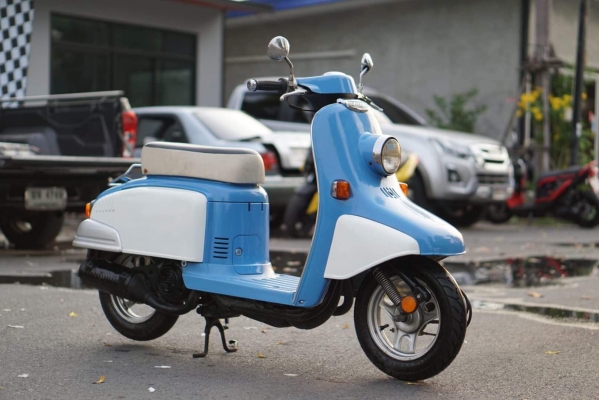ร้าน วุฒิ นนบุรี ขาย HONDA Julio 50cc. สวยๆคันเล็กน่ารักเครื่องดรพร้อมใช้งาน