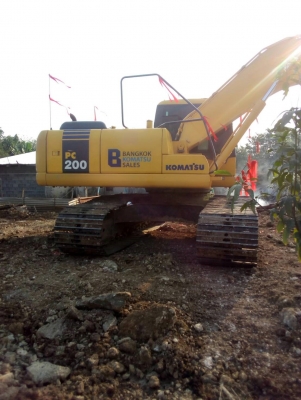 ขาย Komatsu PC200-7 ขาย Komatsu PC200-7