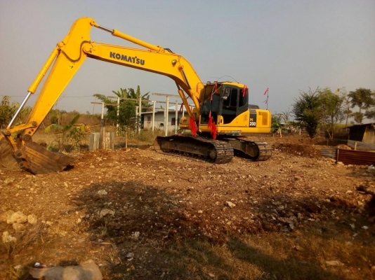 ขาย Komatsu PC200-7 ขาย Komatsu PC200-7
