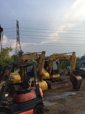ขายรถขุดเก่าญี่ปุ่น  komatsu pc78us-8 สภาพสวย พร้อมใช้งานระบบสมบูร รภใช้งานน้อย 3000ชั่วโมง เอกสารแจ้งจำหน่าย สนใจสอบถามได้ที่ 089-2579650