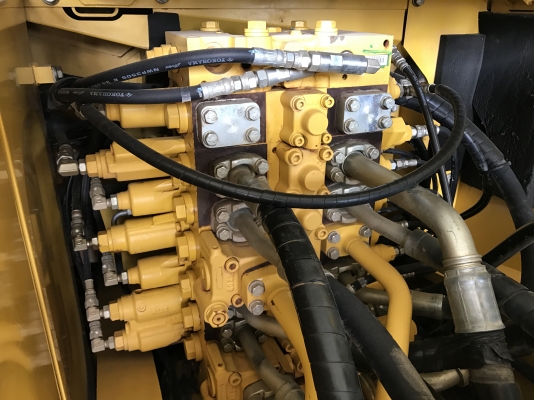 ขาย KOMATSU PC200-8MO เดิมๆ พร้อมใช้งาน 4400ชั่วโมง(PM7000ชม) สนใจติดต่อโดยตรง 081-4283210 ขาย KOMATSU PC200-8MO เดิมๆ พร้อมใช้งาน 4400ชั่วโมง(PM7000ชม) สนใจติดต่อโดยตรง 081-4283210