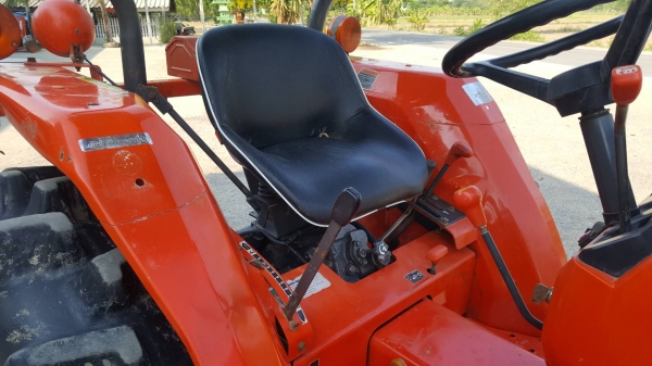 ขายคะ L3408  สวยๆมาแล้วคะ ใช้งาน2200ชม. ยางดี4เส้น อุปกรณ์ ตัวรถ+โรตารี่ ราคา150000บาท สนใจติดต่อที่0906910337ต้า