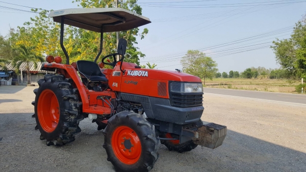 ขายคะ L3408  สวยๆมาแล้วคะ ใช้งาน2200ชม. ยางดี4เส้น อุปกรณ์ ตัวรถ+โรตารี่ ราคา150000บาท สนใจติดต่อที่0906910337ต้า