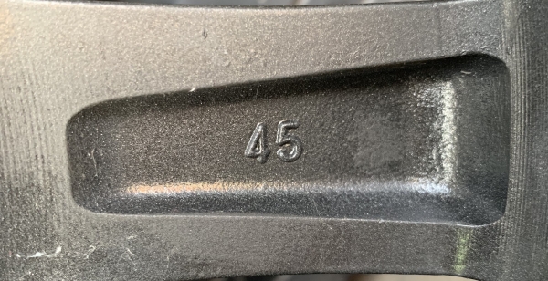 ล้อแม็ก 5รุ114 Toyota Camry Hibrid ขอบ 16 สีเทาหน้าเงา พร้อมยาง 215-60-16 Yokohama ปี 16 แม็กสวย ดอกยางหนา ล้อแม็ก 5รุ114 Toyota Camry Hibrid ขอบ 16 สีเทาหน้าเงา พร้อมยาง 215-60-16 Yokohama ปี 16 แม็กสวย ดอกยางหนา