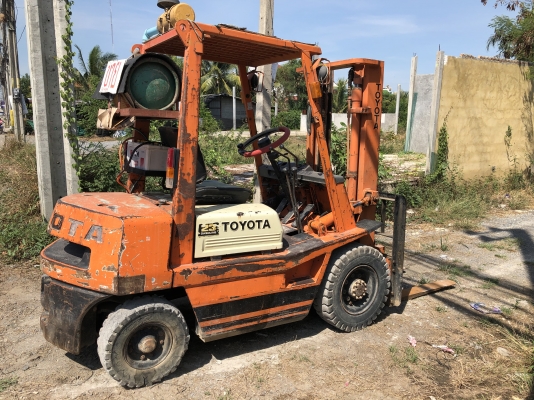 รถโฟล์คลิฟต์ เบนซิล2.3T ติดแก๊ส รถโฟล์คลิฟต์ เบนซิล2.3T ติดแก๊ส