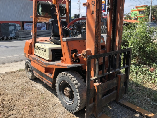 รถโฟล์คลิฟต์ เบนซิล2.3T ติดแก๊ส รถโฟล์คลิฟต์ เบนซิล2.3T ติดแก๊ส