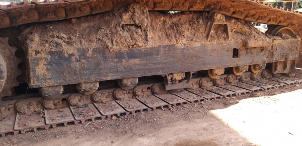 ขายแบคโอKOMATSU PC200-5 ช่วงล่างเต็มไฟตัดเอกสารอินวอยราคา 500,000