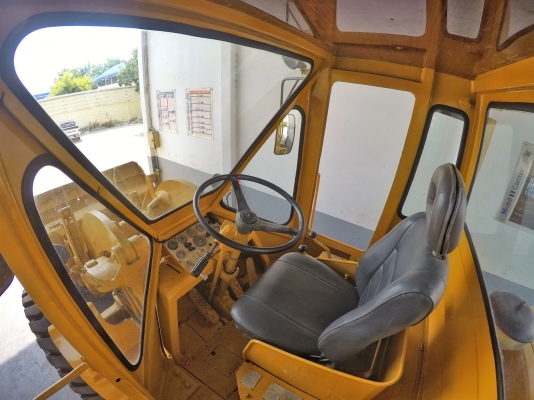 รถตัก CAT 950 (73J)