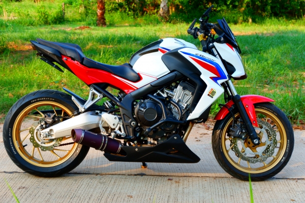 Cb650F ขอนแก่นถูกๆ Cb650F ขอนแก่นถูกๆ