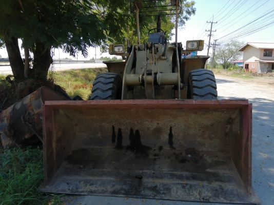 รถตักล้อยาง รถตักล้อยาง