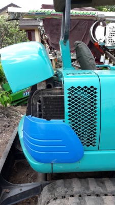 รถขุด KOMATSU PC40-7 พิเศษมีลายหัวแย๊กซ์ เอวแน่น ขุดได้แรงดีไม่มีปัญหาเรื่องความร้อน.