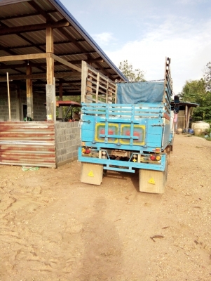 รถอีแต๋น