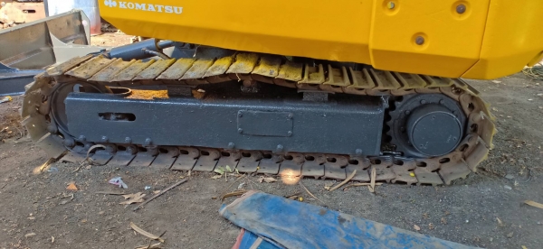 ขายด่วนครับ PC30-6 รถใช้งานปกติ ครับ ขายด่วนครับ PC30-6 รถใช้งานปกติ ครับ