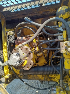 ขายจ้า..KOBELCO SK120-1 มาร์คทรี เก่าใน สภาพดี  เดิมๆๆ เอกสาร อินวอย พร้อมใช้  โทร 089-3818694 จ๊อย