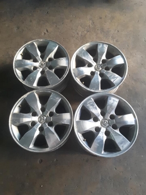 Maxติดรถ VIGO 6รู139 ขอบ 16*7 สภาพดี 1ชุด