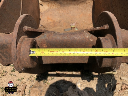 (ปิดการขาย) บุ้งกี๋ แบคโฮ พร้อมใช้งาน จัดไปราคาถูกๆ (Backhoe buckets) (ปิดการขาย) บุ้งกี๋ แบคโฮ พร้อมใช้งาน จัดไปราคาถูกๆ (Backhoe buckets)