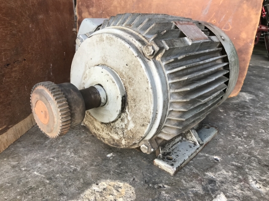 ขายมอเตอร์ไฟฟ้า Mitsubishi 15HP. 380V 1450rpm. สภาพสวยเดิมๆ หมุนนิ่ม พร้อมใช้งาน
