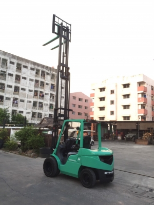 ขายรถยกโฟร์คลิฟท์ยี่ห้อ MITSUBISHI 3 ตัน เสาสูง 6 เมตร