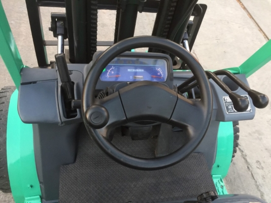 ขายรถยกโฟร์คลิฟท์ยี่ห้อ MITSUBISHI 3 ตัน เสาสูง 6 เมตร