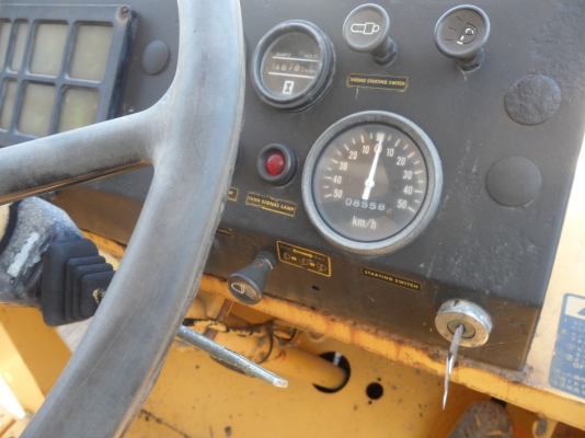 510 กรองคู่รถตักล้อยางเอวอ่อน KOMATSU@695,000฿ รถนอกเพิ่งนำเข้ามายังไม่เคยใช้งานในเมืองไทยเลยเครื่องดีเซล4สูบ เอกสารอินวอยล์สนใจคลิ๊ก☎081-989-1989 หรั่งครับ