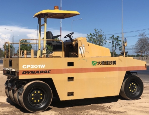 ขายรถบด 7 ล้อยาง DYNAPAC CP201W นำเข้าเองจากญี่ปุ่น สภาพสวยพร้อมใช้ มีVDOการทำงานครับ ขายรถบด 7 ล้อยาง DYNAPAC CP201W นำเข้าเองจากญี่ปุ่น สภาพสวยพร้อมใช้ มีVDOการทำงานครับ