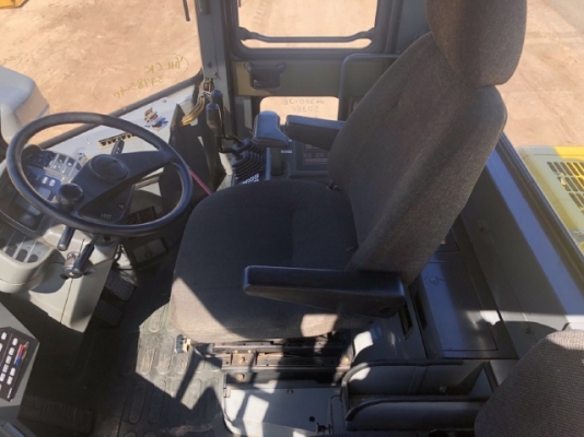 ขายรถตักล้อยาง KOMATSU WA300-3E นำเข้าเองจากญี่ปุ่น สภาพสวยพร้อมใช้ มีVDOการทำงานครับ