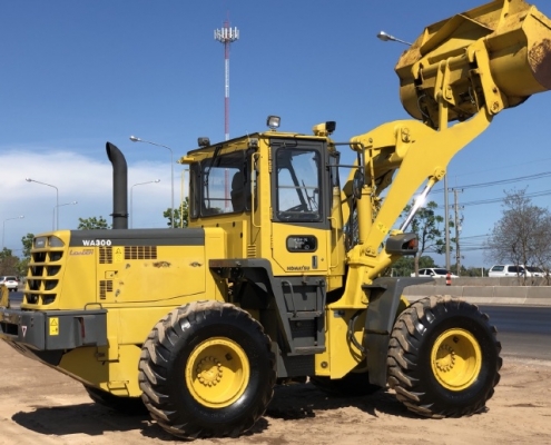 ขายรถตักล้อยาง KOMATSU WA300-3E นำเข้าเองจากญี่ปุ่น สภาพสวยพร้อมใช้ มีVDOการทำงานครับ