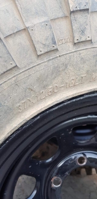 ขายยาง 37" ขอบ 16 พร้อมล้อ ขายยาง 37" ขอบ 16 พร้อมล้อ