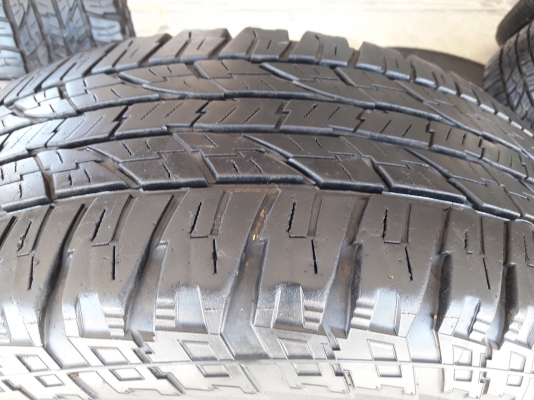 ยาง265/65/17 ปี17  YOKOHAMA GEOLANDAR AT  4 เส้น