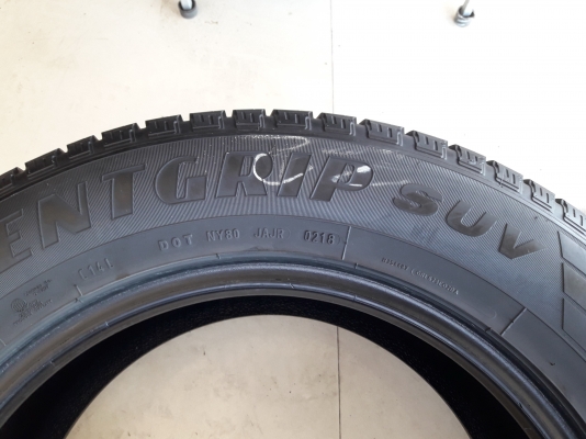 ยาง265/60/18 ปี18 GOODYEAR EFFICIENT GRIP SUV 4 เส้น