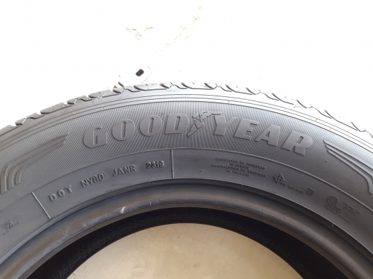 ยาง265/60/18 ปี18 GOODYEAR EFFICIENT GRIP PERFORMANCE SUV 4 เส้น ยาง265/60/18 ปี18 GOODYEAR EFFICIENT GRIP PERFORMANCE SUV 4 เส้น