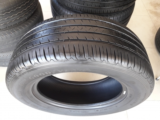 ยาง265/60/18 ปี18 GOODYEAR EFFICIENT GRIP PERFORMANCE SUV 4 เส้น ยาง265/60/18 ปี18 GOODYEAR EFFICIENT GRIP PERFORMANCE SUV 4 เส้น