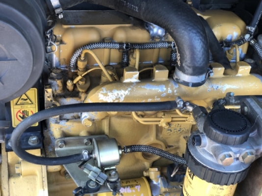 ขายรถขุด CAT 305SR คอนโทรลสั้น ปั๊มนิ้ว นำเข้าเองจากญี่ปุ่น สภาพสวยพร้อมใช้ มีVDOการทำงานครับ