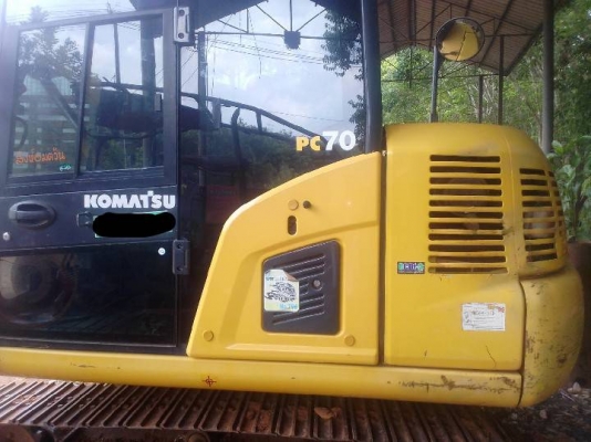 ขายแบคโฮ KOMATSU PC70-7 รถทำงาน9000กว่าชม.ปี58ราคา 850,000