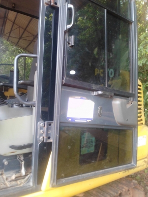 ขายแบคโฮ KOMATSU PC70-7 รถทำงาน9000กว่าชม.ปี58ราคา 850,000