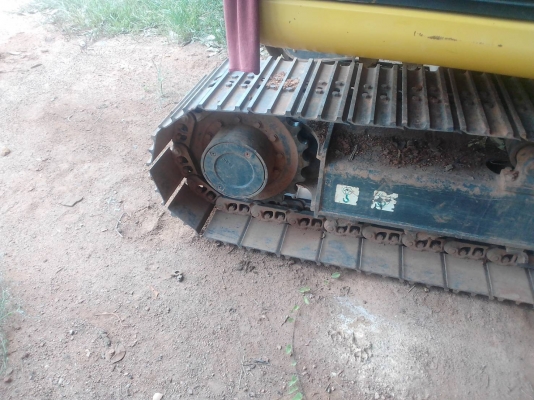 ขายแบคโฮ KOMATSU PC70-7 รถทำงาน9000กว่าชม.ปี58ราคา 850,000