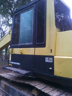 ขายรถแบคโฮ KOMATSU PC150-3 ราคา 300000 ขายรถแบคโฮ KOMATSU PC150-3 ราคา 300000