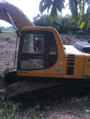 ขายรถแบคโฮ KOMATSU PC120-6 เอกสารอินวอย ระบบไฟเต็ม รถเก่านอก ราคา 850000
