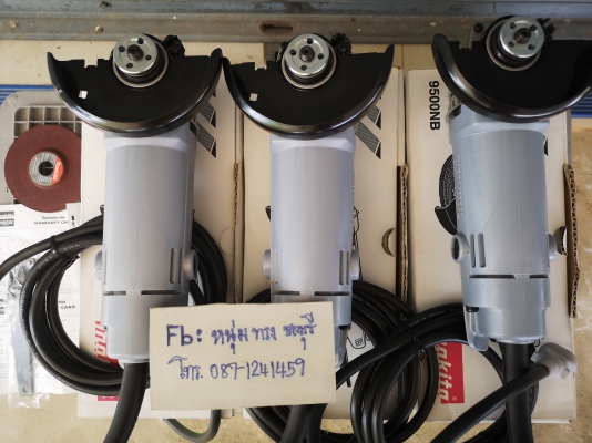 ขายหินเจียร 4 " ของแท้ 100\% สภาพใหม่ สินค้ามี 3 ชิ้น ยี่ห้อ MAKITA รุ่น 9500NB(Made ขายหินเจียร 4 " ของแท้ 100\% สภาพใหม่ สินค้ามี 3 ชิ้น ยี่ห้อ MAKITA รุ่น 9500NB(Made