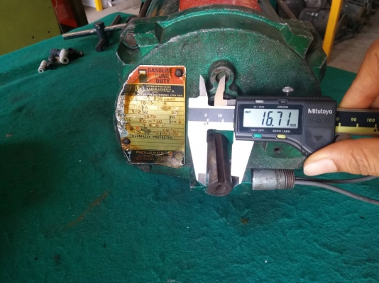 มอเตอร์ ยี่ห้อ RELIANCE ELECTRIC  ขนาด 1/2 แรง ไฟ 220V