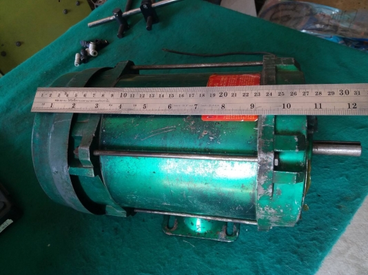 มอเตอร์ ยี่ห้อ RELIANCE ELECTRIC  ขนาด 1/2 แรง ไฟ 220V