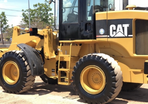 ขายรถตักล้อยาง CAT 924G นำเข้าเองจากญี่ปุ่น สภาพสวยพร้อมใช้ มีVDOการทำงานครับ