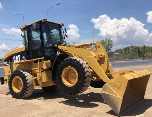 ขายรถตักล้อยาง CAT 924G นำเข้าเองจากญี่ปุ่น สภาพสวยพร้อมใช้ มีVDOการทำงานครับ