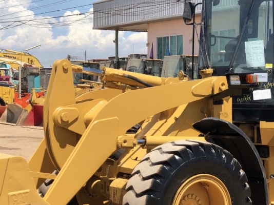 ขายรถตักล้อยาง CAT 924G นำเข้าเองจากญี่ปุ่น สภาพสวยพร้อมใช้ มีVDOการทำงานครับ